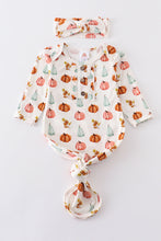 Load image into Gallery viewer, Pumpkin print baby gown set