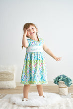 Load image into Gallery viewer, Green lily print mama&#39;s girl embroidery dress